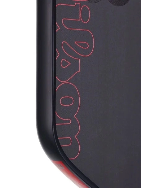 Công nghệ THERMOFOAMED EDGE của Vợt Pickleball Wilson Blaze 13mm